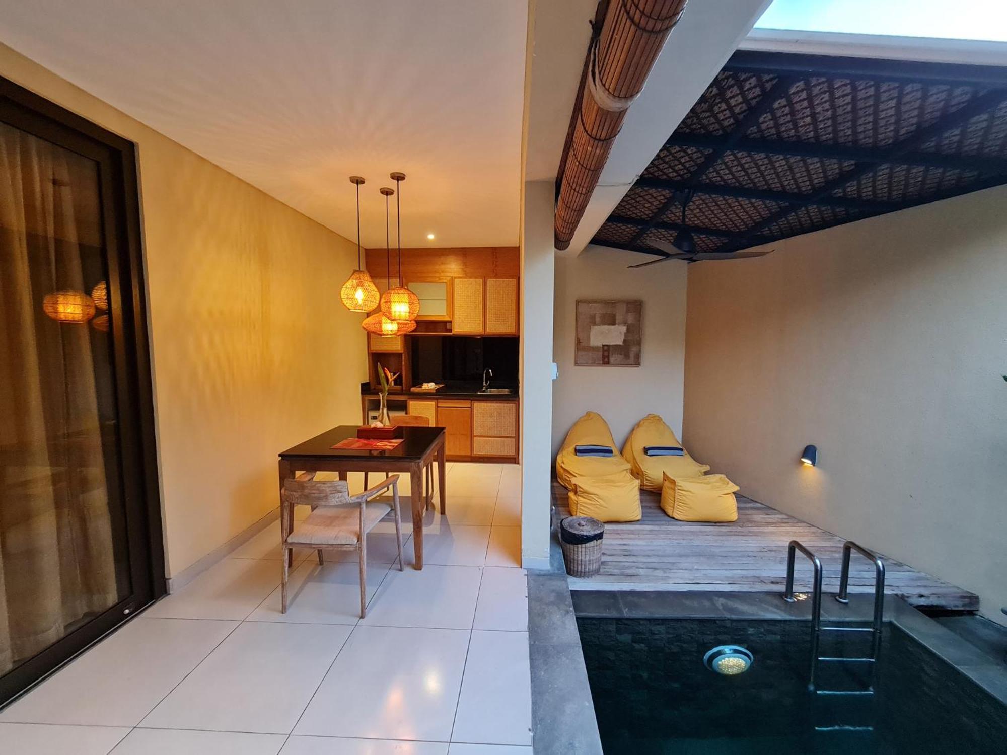 Lasanti Villas Seminyak Екстериор снимка